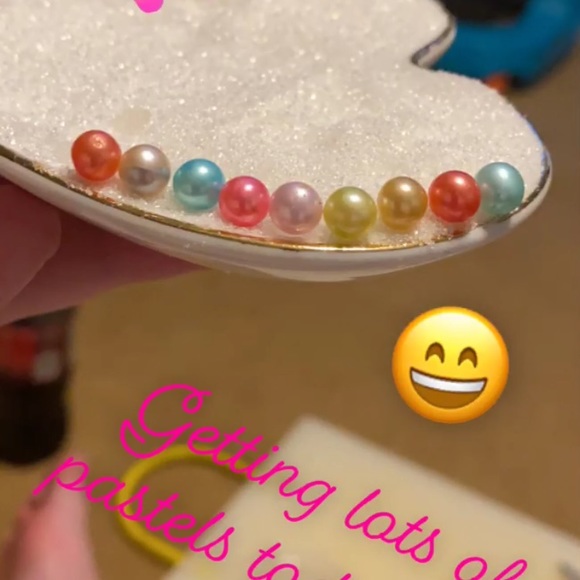 Surprise Reveal Pearl! ONLY 10 LEFT! - Picture 4 of 4